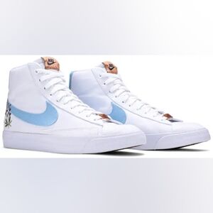 Nike Women's Blazer Mid '77 'Indigo White Sneakers Size 7 US